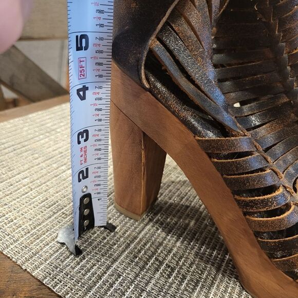 Wooden platform shoes size 9 - Picture 4 of 6